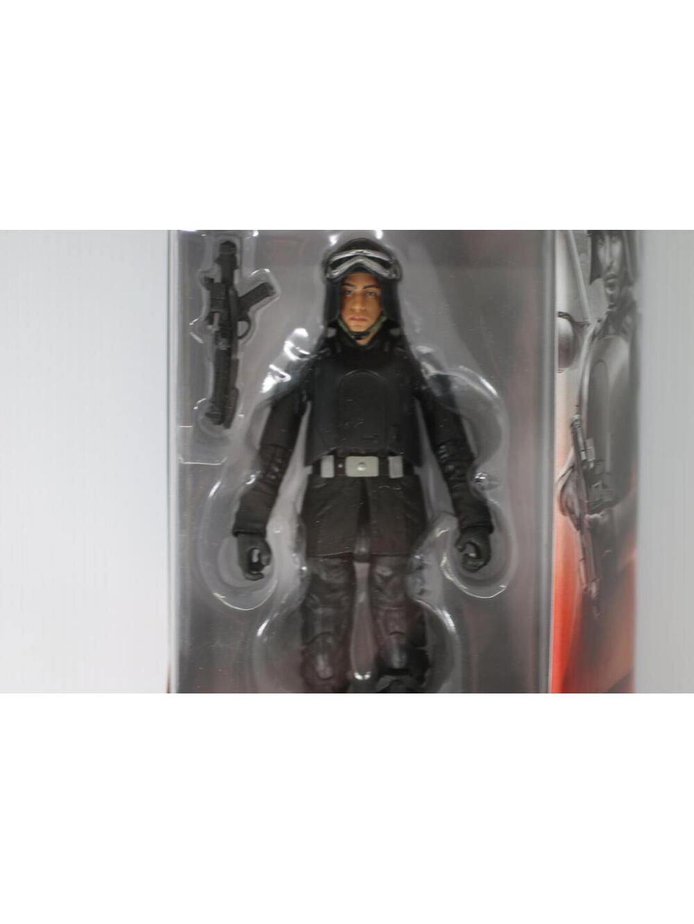 Star Wars Andor - IMPERIAL OFFICER FERRIX 6" Figure The Black Series F5601 - Picture 3 of 9